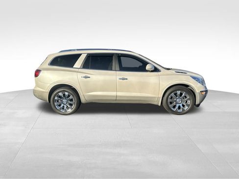 Used 2011 Buick Enclave CXL image 8