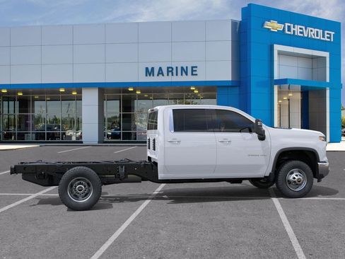 New 2026 Chevrolet Silverado 3500 W/T AWD/4WD image 5