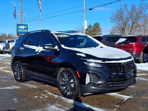 Used 2024 Chevrolet Equinox RS image 3