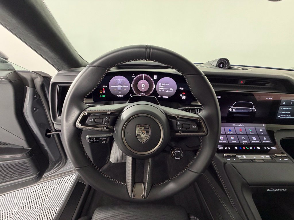 Certified 2026 Porsche Cayenne Turbo AWD/4WD image 26
