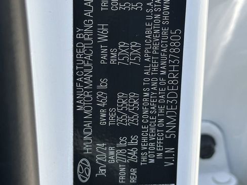 Used 2024 Hyundai Tucson Limited image 36