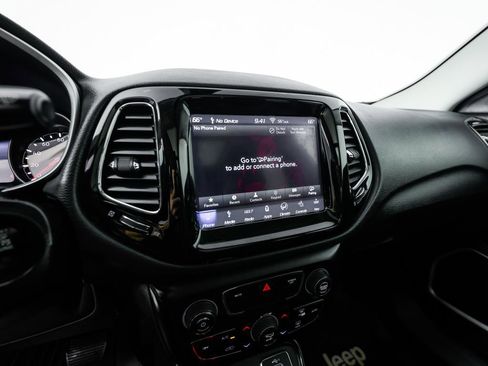 Used 2019 Jeep Compass Limited image 26