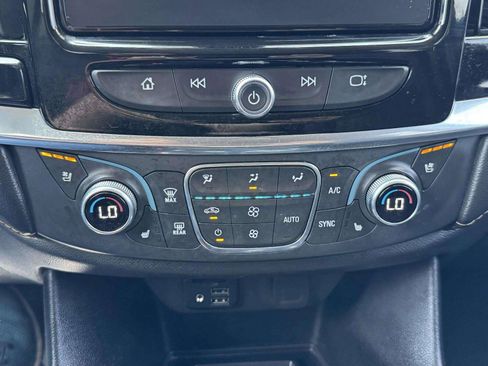 Used 2021 Chevrolet Traverse Premier w/ Redline Edition FWD image 33