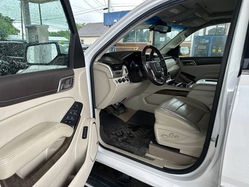 Used 2018 GMC Yukon Denali w/ Denali Ultimate Package AWD/4WD image 5