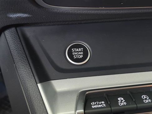 Used 2024 Audi Q3 2.0T Premium Plus image 32