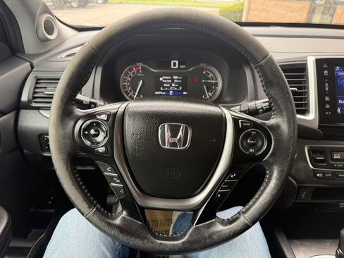 Used 2017 Honda Pilot EX-L image 16