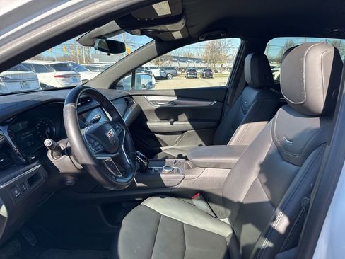 Used 2020 Cadillac XT5 Luxury image 9