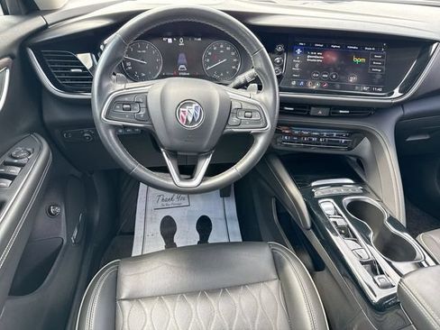 Used 2022 Buick Envision Avenir w/ Technology Package II FWD image 14