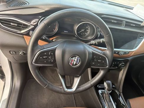 Used 2020 Buick Encore GX Essence FWD image 16