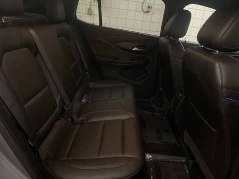 Used 2025 Buick Envista Sport Touring w/ Convenience I Package FWD image 19