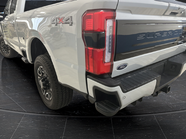 Used 2026 Ford F250 Platinum AWD/4WD image 6