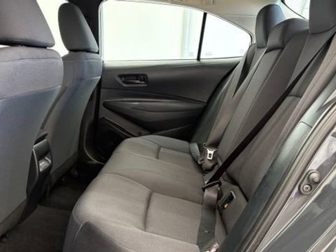 Used 2024 Toyota Corolla LE FWD image 17