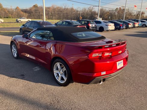 Used 2023 Chevrolet Camaro LT image 5