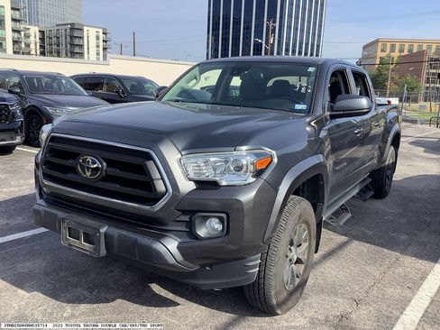 Used 2022 Toyota Tacoma SR5 RWD image 5