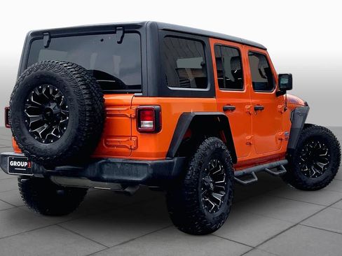 Used 2018 Jeep Wrangler Unlimited Sport S AWD/4WD image 12
