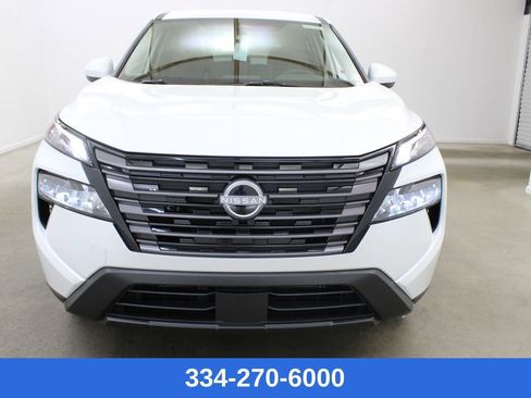 New 2026 Nissan Rogue SV image 6