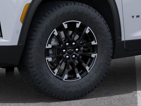 New 2026 Chevrolet Traverse Z71 image 11