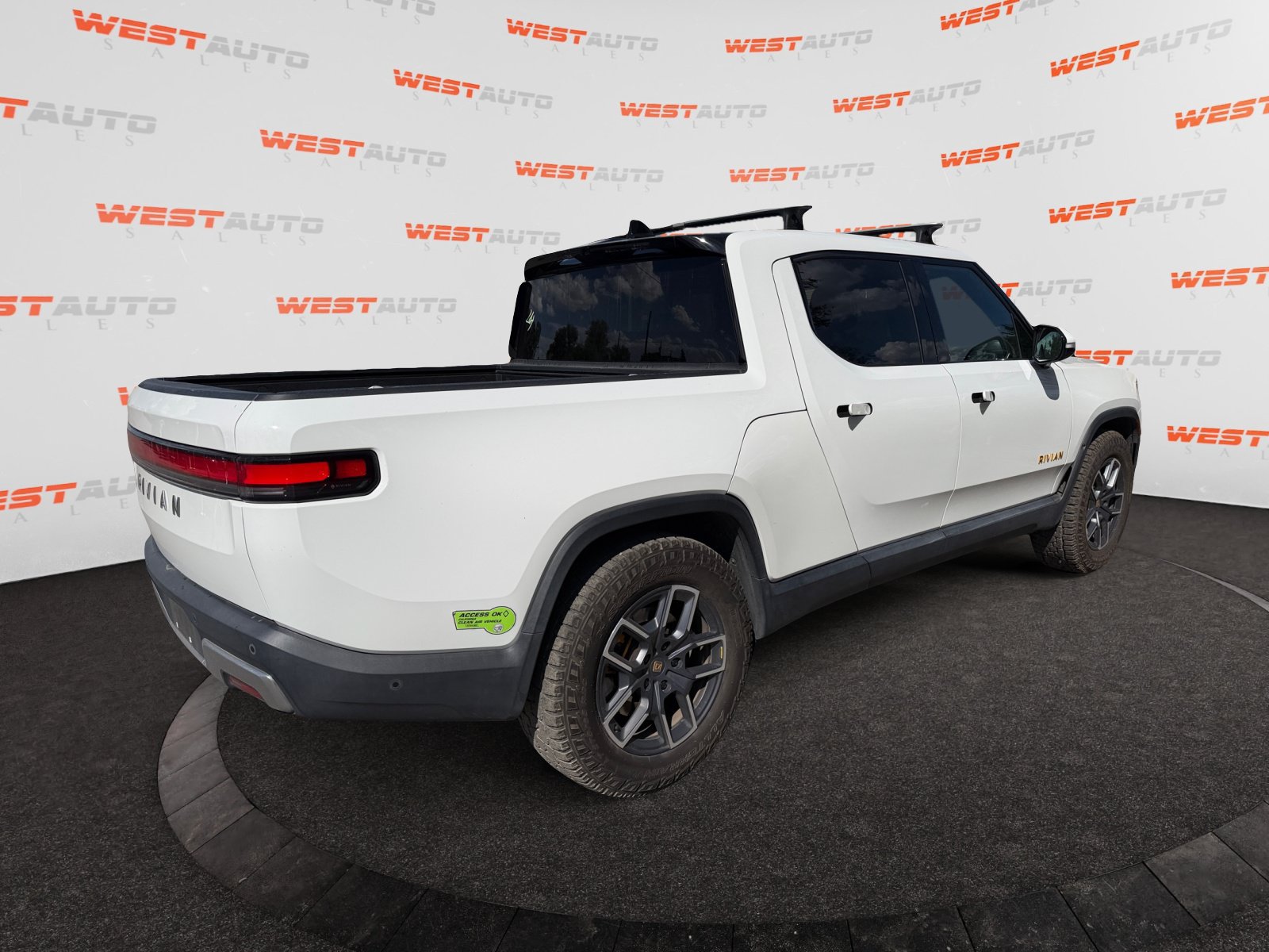 Used 2023 Rivian R1T Adventure Quad AWD/4WD image 5