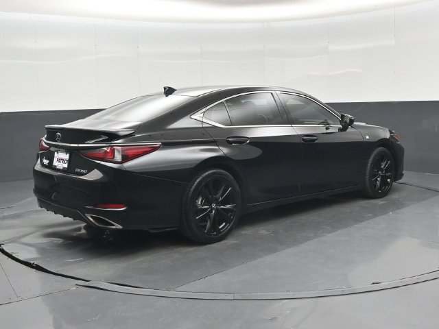 Used 2022 Lexus ES 350 F Sport FWD image 3