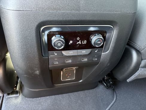 New 2026 Chevrolet Tahoe Premier image 23