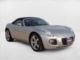 Used 2008 Pontiac Solstice GXP w/ Premium Package image 3