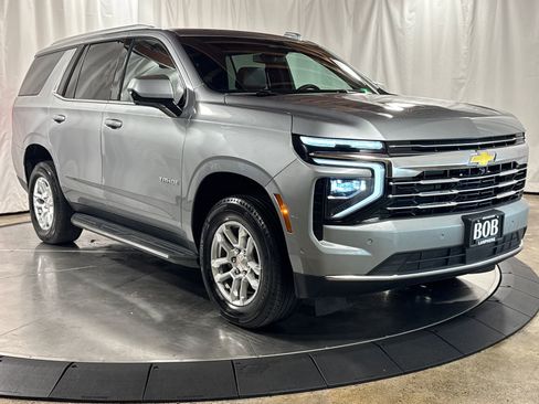 Used 2025 Chevrolet Tahoe LT AWD/4WD image 7