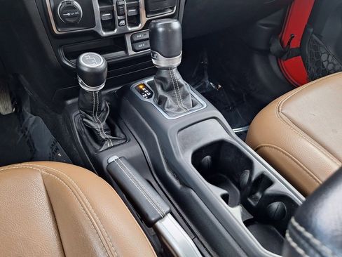 Used 2021 Jeep Gladiator Overland w/ Popular Equipment Package image 25