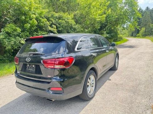 Used 2019 Kia Sorento L FWD image 3