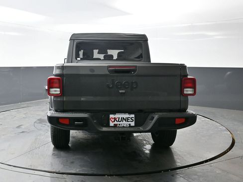 New 2026 Jeep Gladiator Sport image 12