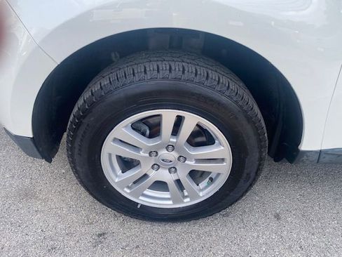 Used 2012 Ford Edge SE image 5