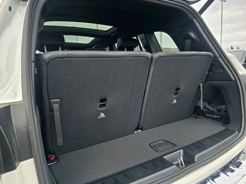 New 2026 Mercedes-Benz GLB 250 4MATIC image 19