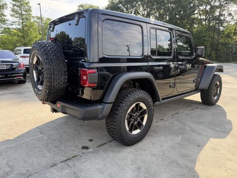 Used 2021 Jeep Wrangler Unlimited Rubicon AWD/4WD image 24