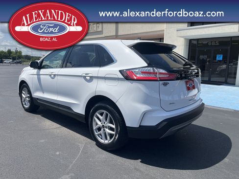 Used 2024 Ford Edge SEL AWD/4WD image 2