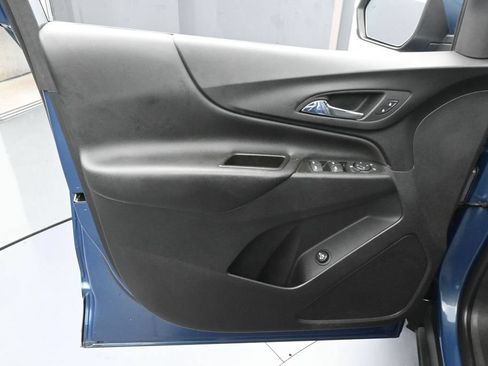 Used 2024 Chevrolet Equinox LT FWD image 13