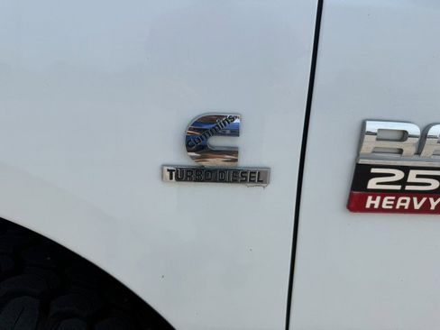 Used 2010 Dodge Ram 2500 Truck SLT w/ Luxury Group image 20