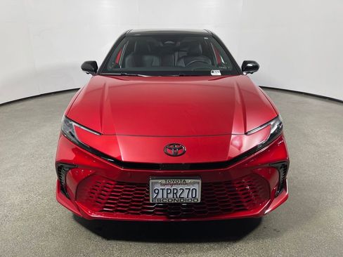 Certified 2025 Toyota Camry Hybrid image 8