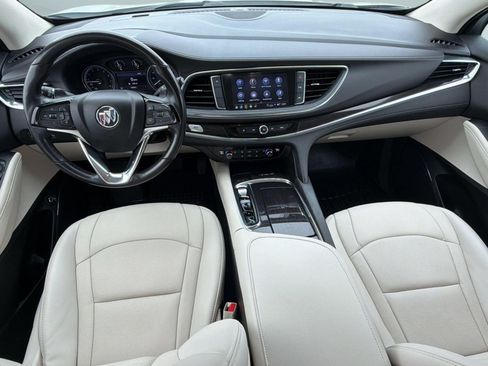 Used 2023 Buick Enclave Essence FWD image 15