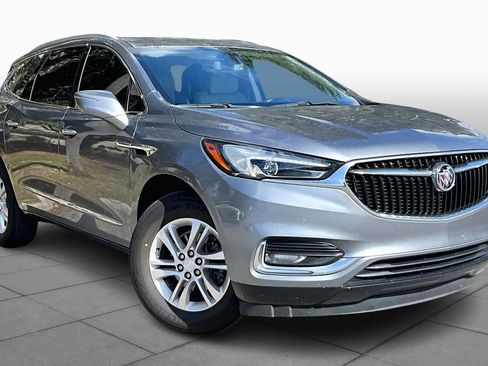 Used 2021 Buick Enclave Essence w/ Sound and Sites Package image 2