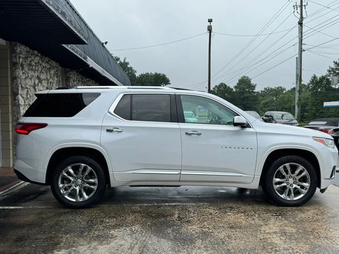 Used 2020 Chevrolet Traverse High Country FWD image 8