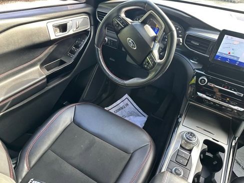Used 2022 Ford Explorer ST-Line AWD/4WD image 21