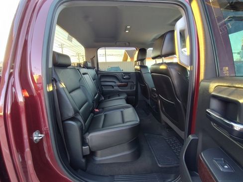 Used 2014 GMC Sierra 1500 SLT w/ SLT Crew Cab Value Package image 34