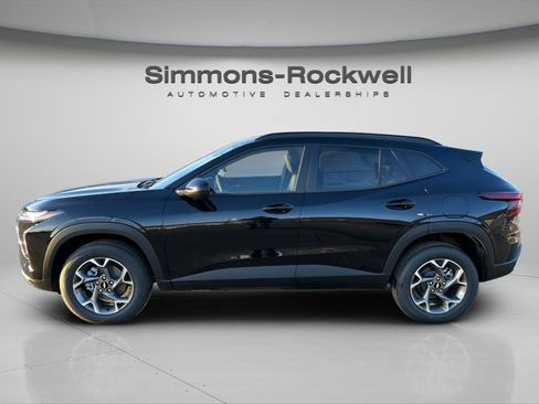 New 2026 Chevrolet Trax LT image 28