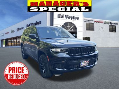 New 2025 Jeep Grand Cherokee L Altitude