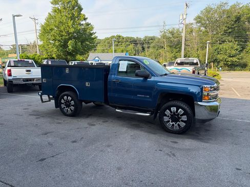 Used 2016 Chevrolet Silverado 2500 W/T AWD/4WD image 5
