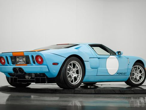 Used 2006 Ford GT image 12