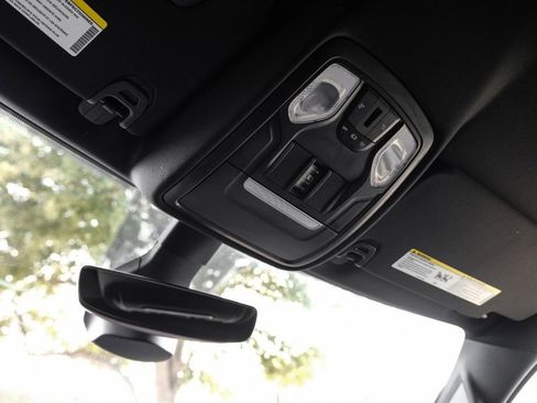 Used 2021 RAM 1500 Big Horn AWD/4WD image 27