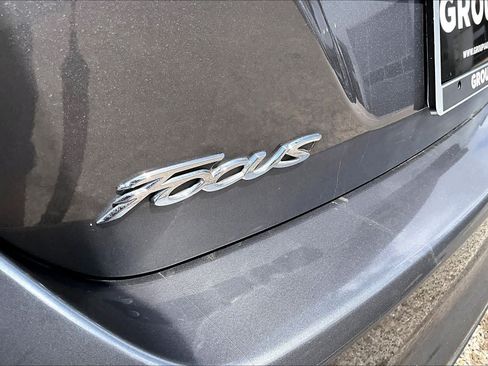 Used 2013 Ford Focus Titanium FWD image 10