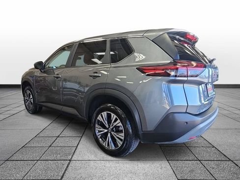 Used 2023 Nissan Rogue SV FWD image 7