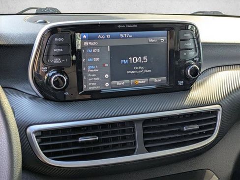 Used 2019 Hyundai Tucson Value FWD image 14