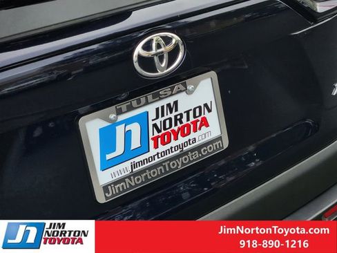 Used 2025 Toyota RAV4 XLE w/ Convenience Package FWD image 12